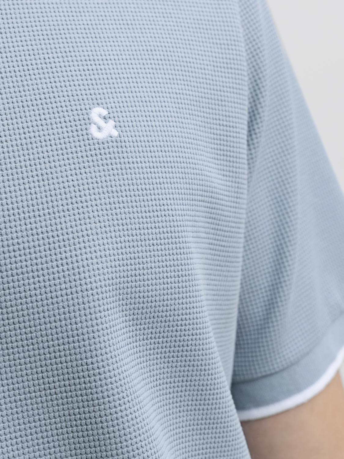 model_shot-detail
